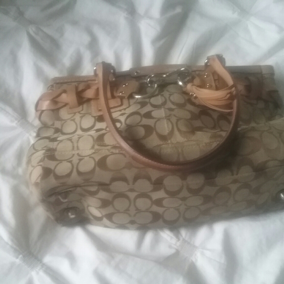 Coach Bag (Tan) - Picture 2 of 3